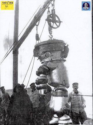 Illustration for article titled The Strange and Wonderful History of Diving Suits, From 1715 to Today